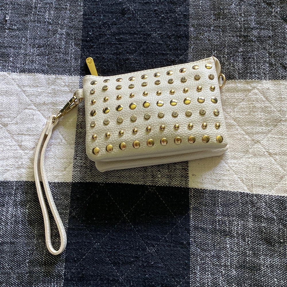 Cream wristlet/purse